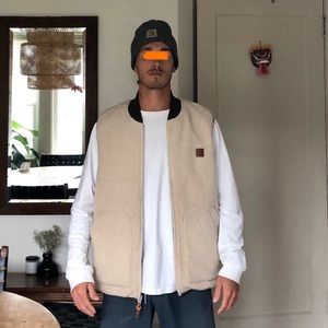 Obey reversible vest sherpa